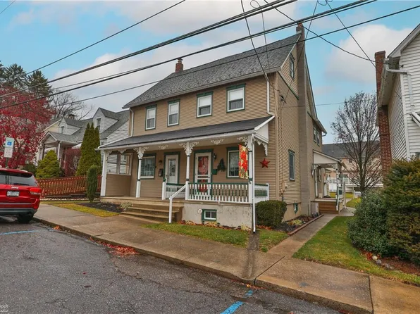 18 Davey Ave, Pen Argyl, PA 18072