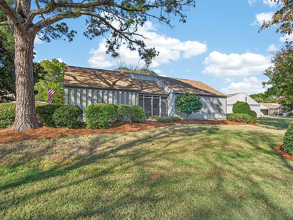 2nd image of 559 Augusta Dr