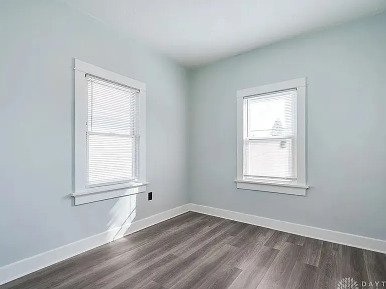 416 Geneva Rd — Photo 19