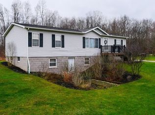17296 Old State Rd, Middlefield, OH 44062