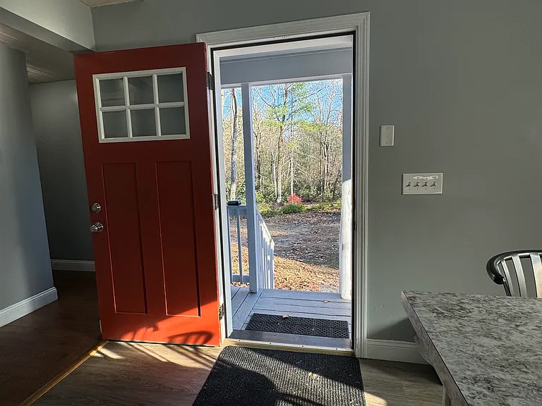 310 Hurricane Hill Rd — Photo 3