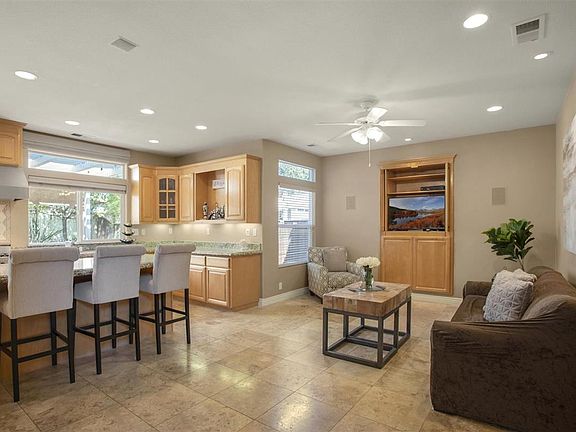 5th image of 1010 White Cloud Dr