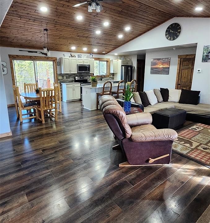 1st image of 455 Cedar Drive