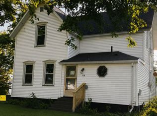 108 S Yates St, Alpha, IL 61413