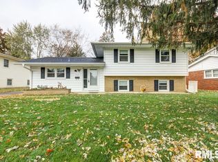 2401 Cahokia Dr, Springfield, IL 62702