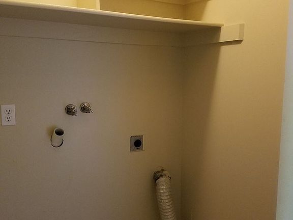 5th image of 3200 S 900 E APT 4