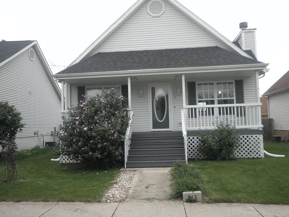1st image of 713 Prospect Ave