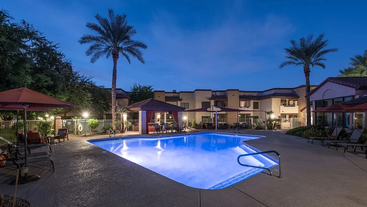 Scottsdale Highlands Apartments — Photo 2