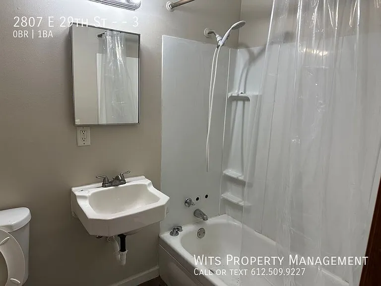 2807 E 29th St #3 — Photo 8