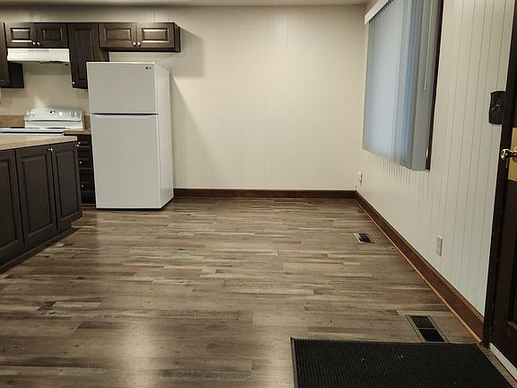 4th image of 171 18th St