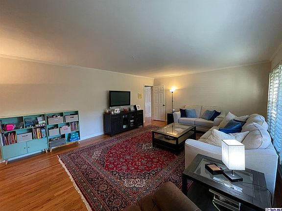 3rd image of 2118 Tondolea Ln