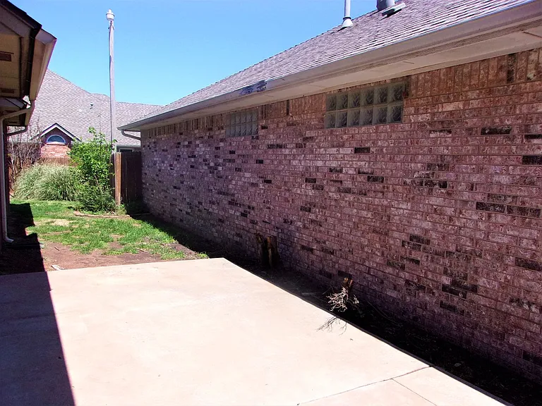 13821 Pawnee Dr — Photo 38