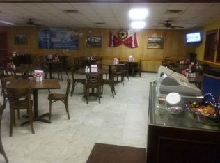 1921 W Oaklawn Rd, Pleasanton, TX 78064