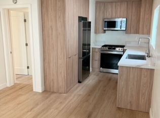410 Huntington St APT E, Huntington Beach, CA 92648