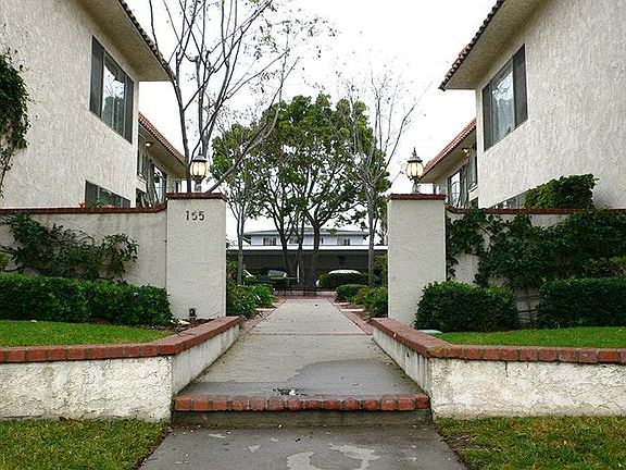 2nd image of 155 Holly Ave APT 6