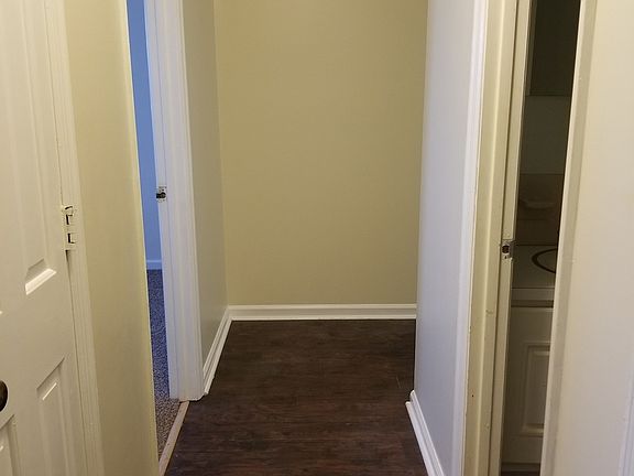 2nd image of 1423 Tunbridge Rd