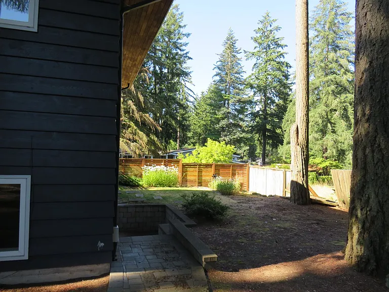 15105 SE 20th St — Photo 30