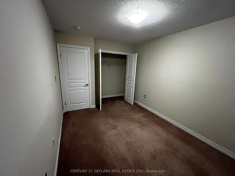 96 Charleswood Cres — Photo 20