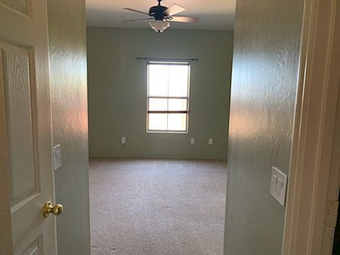Master bedroom w/ bath, ceiling fan, walk-in closet
