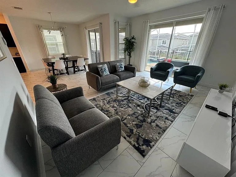 9235 Sommerset Hills Dr — Photo 4