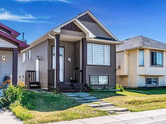 2nd image of 247 N Taracove Estate Dr NE