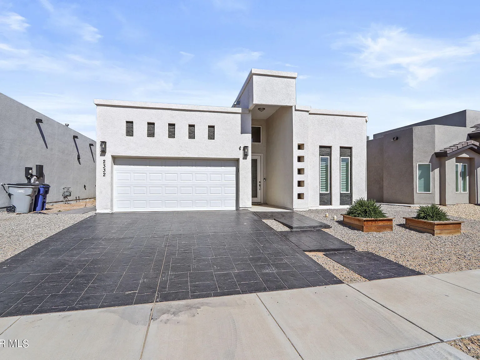 3 bed, 2.0 bath, 1615 sqft, $1,875 — Photo 3