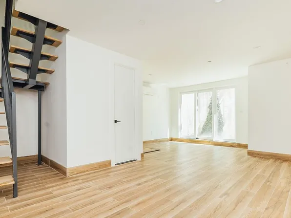 1540 Putnam Avenue image 7 of 18