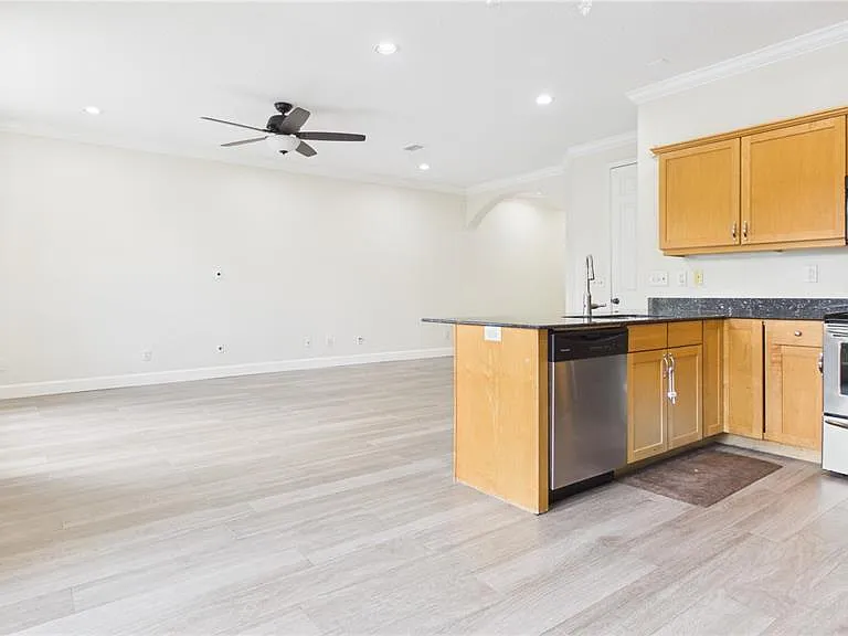 505 S Tampania Ave #7 — Photo 11
