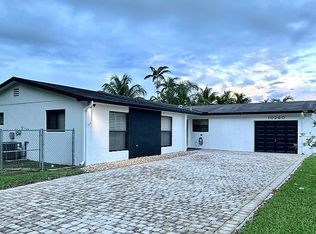 10260 SW 92nd Ter, Miami, FL 33176