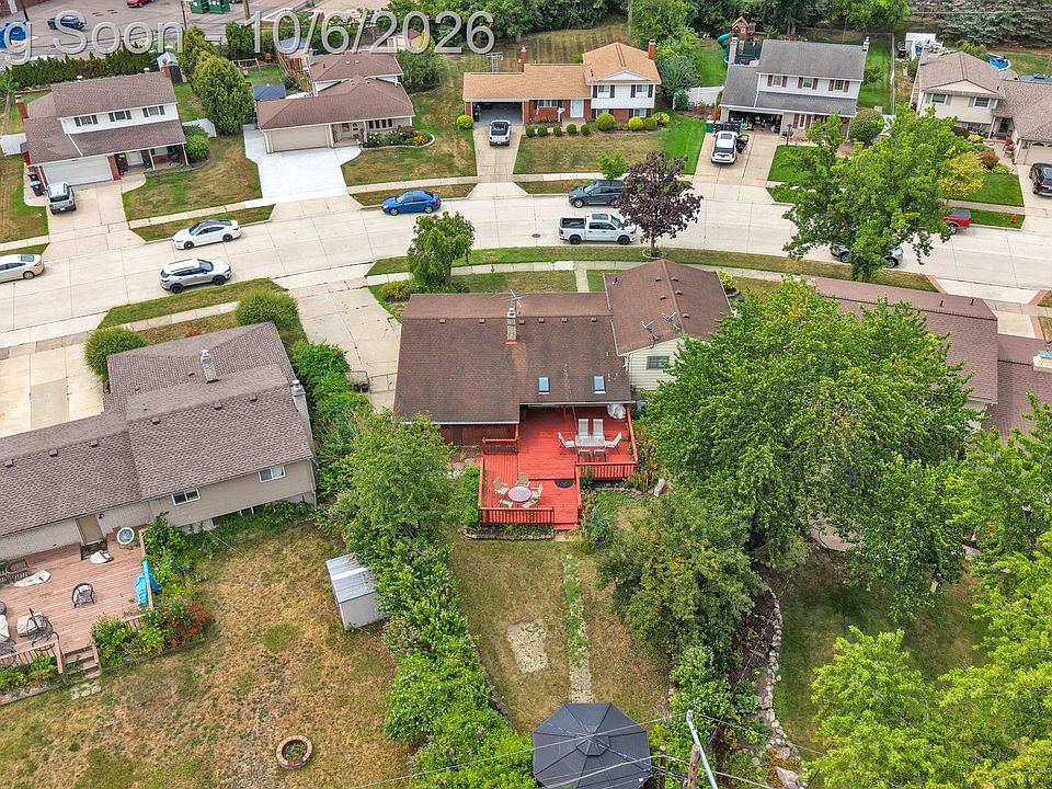15546 Liverpool St, photo 25