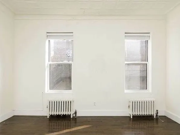 2141 Cortelyou Road image 1 of 7