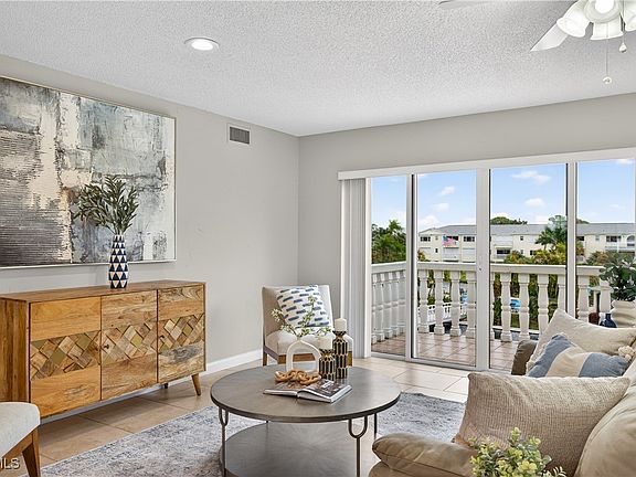 2nd image of 13511 Stratford Place Cir APT 305