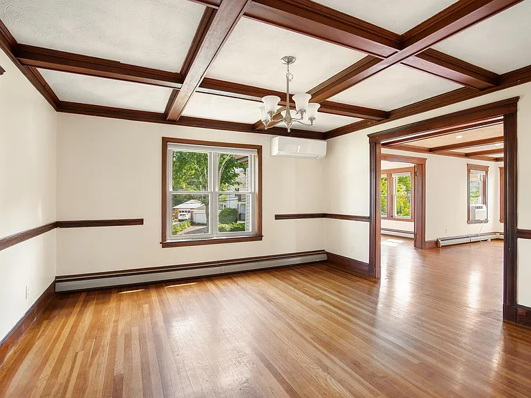 28 Churchill Ave #1 — Photo 10
