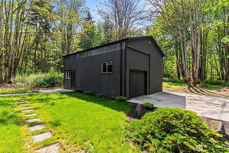 4th image of 27716 114th Avenue E