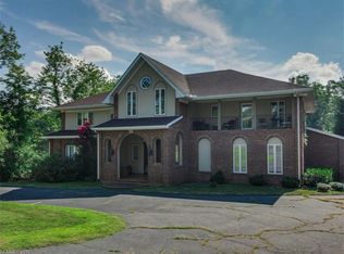 42 Elk Mountain Scenic Hwy, Asheville, NC 28804