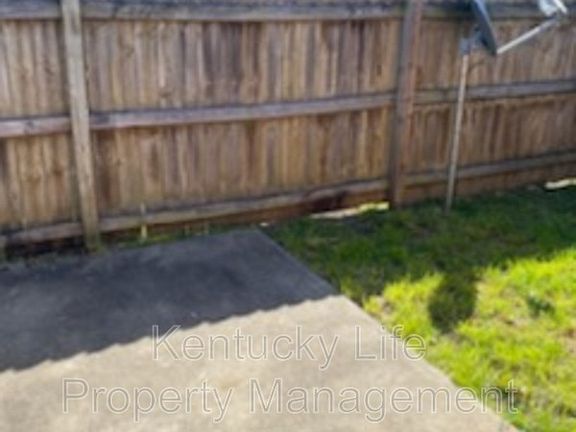 2nd image of 1822 Augusta Dr #B