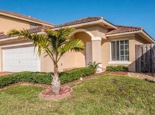 21505 SW 89th Path, Cutler Bay, FL 33189