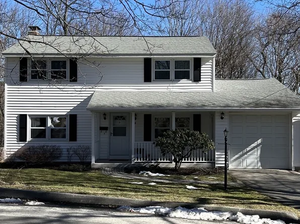 38 Chevy Chase Rd, Worcester, MA 01606