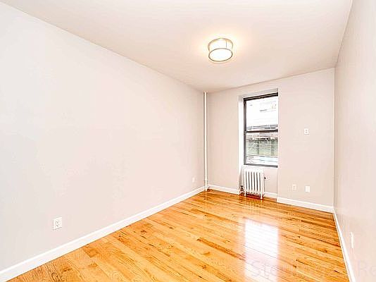 5th image of 24-01 31st St #1A