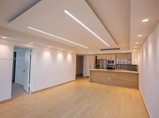 1302 NE 191st St APT A114, Miami, FL 33179