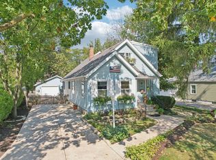 141 E 2nd Ave, New Lenox, IL 60451