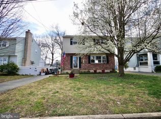 456 Hillside Rd, Ridley Park, PA 19078