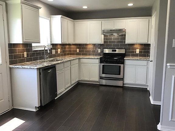 5th image of 2006 Rock Ridge Dr