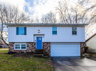 14 Siesta Ct, Bloomington, IL