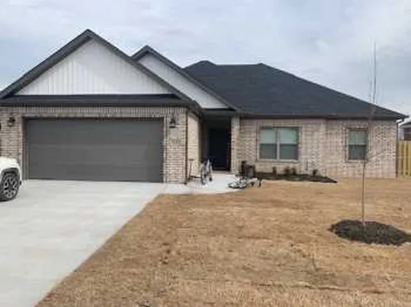1024 Laux Ln, Pea Ridge, AR 72751