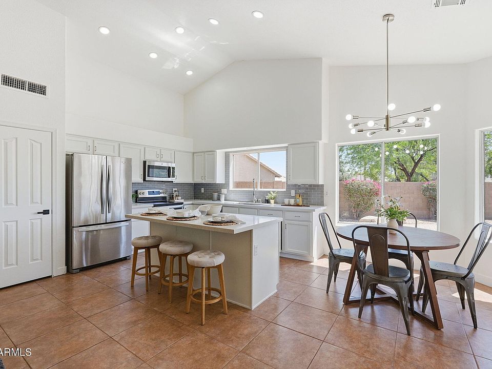 1st image of 2407 N 132ND Avenue