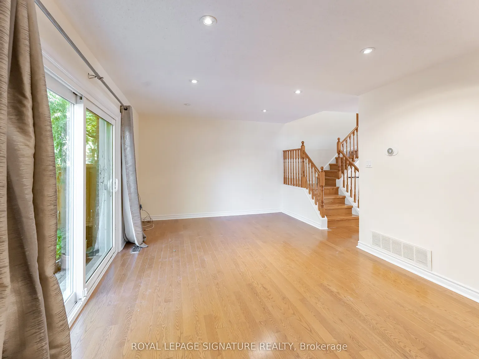 4 bed, $3,600 — Photo 4