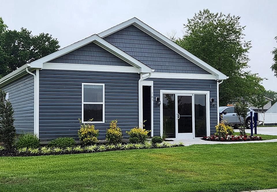 1st image of 103 Parkland Rd