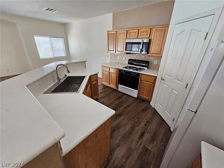8639 Horizon Wind Ave #103 — Photo 5