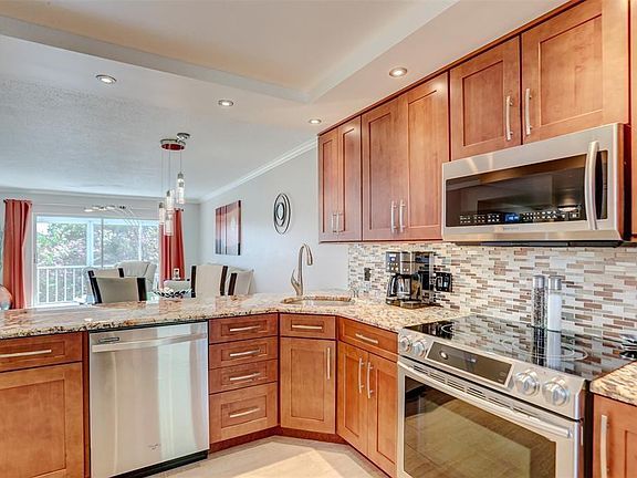 5th image of 4800 Hillcrest Lane #306